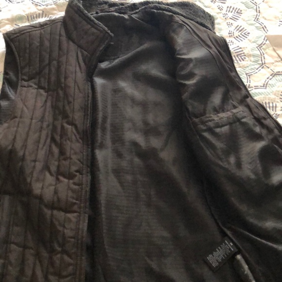 Marc Anthony Vest - Picture 3 of 6